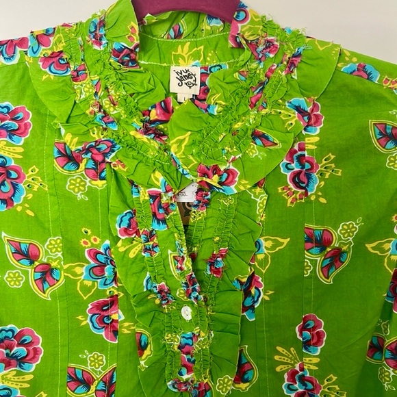 NWT Ivy Jane Floral Green Sleeveless Top - Picture 3 of 6